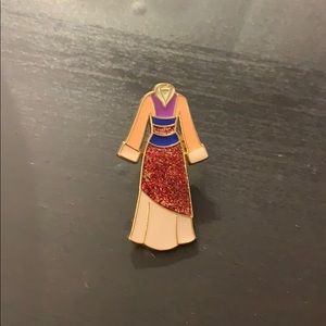 Disney Loungefly Mulan Pin